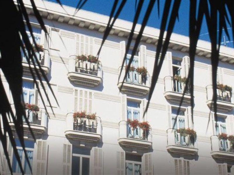 Готель Ambassador-Monaco Екстер'єр фото